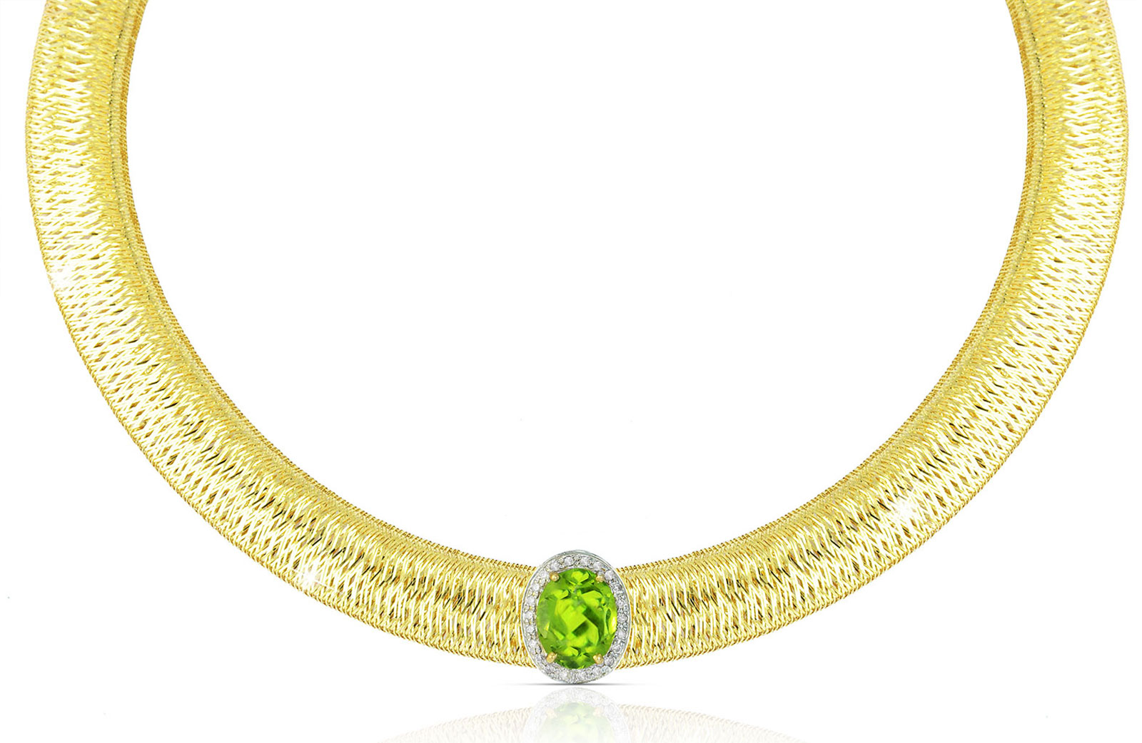 Vera Perla 18k  Gold 10mm Genuine Oval   Cut Peridot 0.12Ct Genuine Diamonds Necklace
