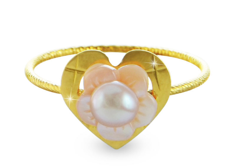 Vera Perla 18k Gold, Delicate Pink Pearl with Flower Shell Heart Ring